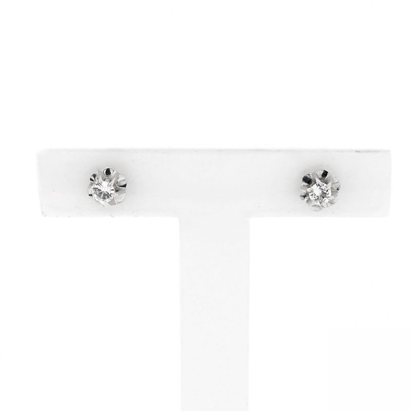 Image 1 of White gold stud earrings with zirconia