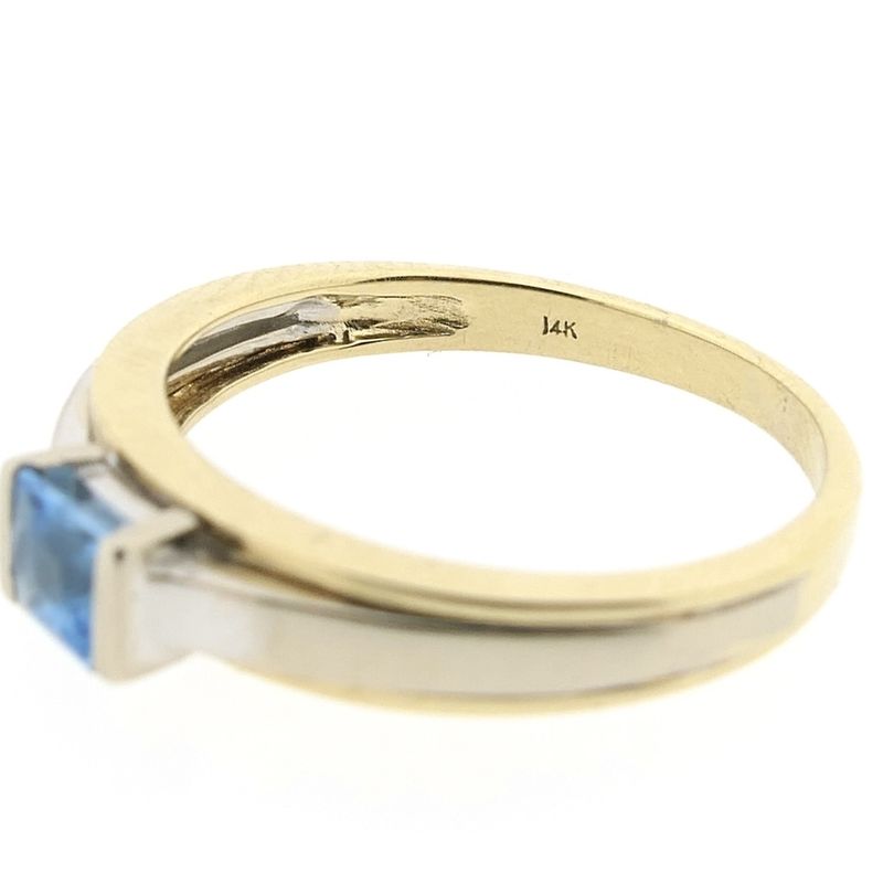 Image 7 of Gold ring with aquamarine