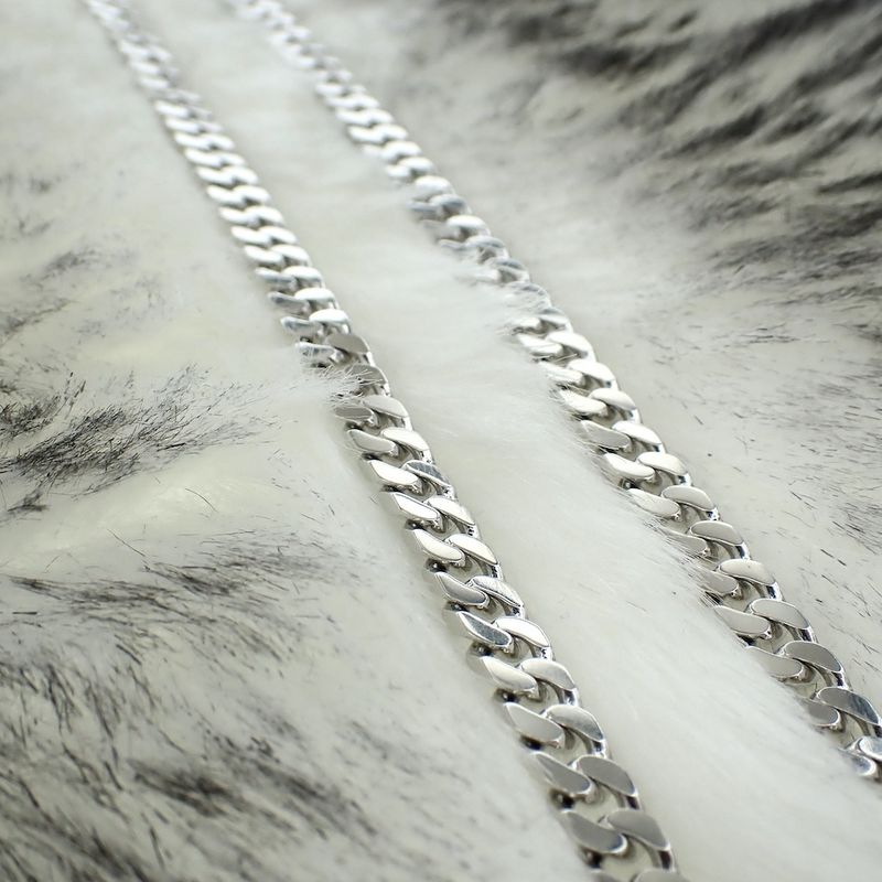 Image 2 of Silver robust gourmet link chain | 53.5 cm