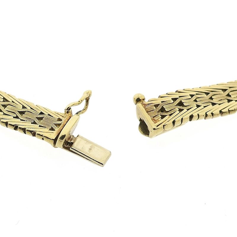 Image 4 of Gold herringbone link necklace