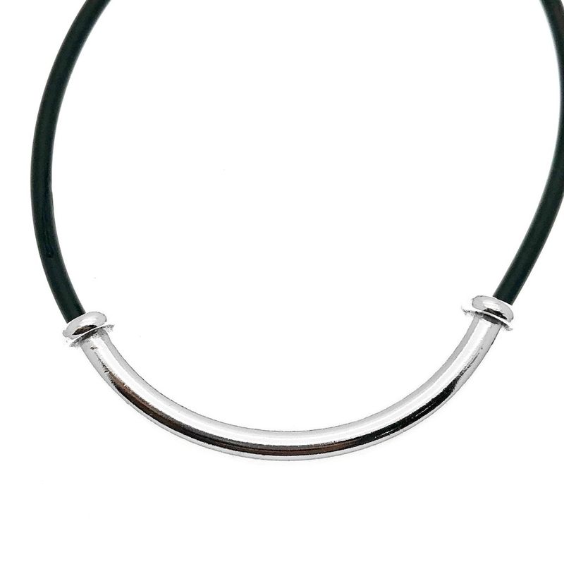 Image 2 of Rubber necklace with silver pendant | 46 cm