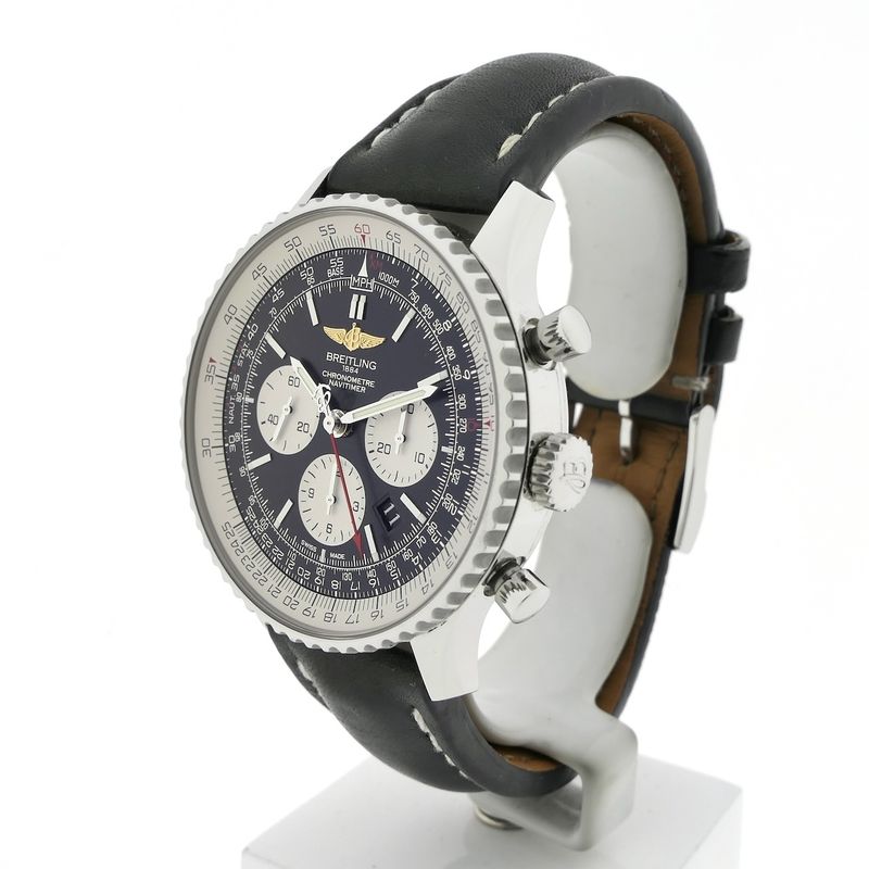 Image 3 of Breitling Navitimer B01 AB0127; Chronograph men's watch
