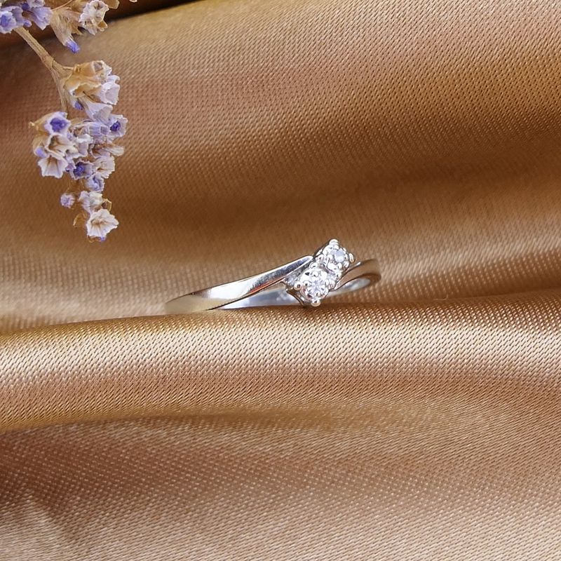 Image 2 of White gold ring with diamonds | 0.03 ct.