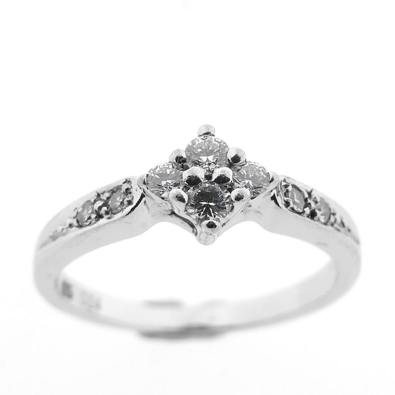 Image 3 of White gold ring with diamonds | 0.24 ct.