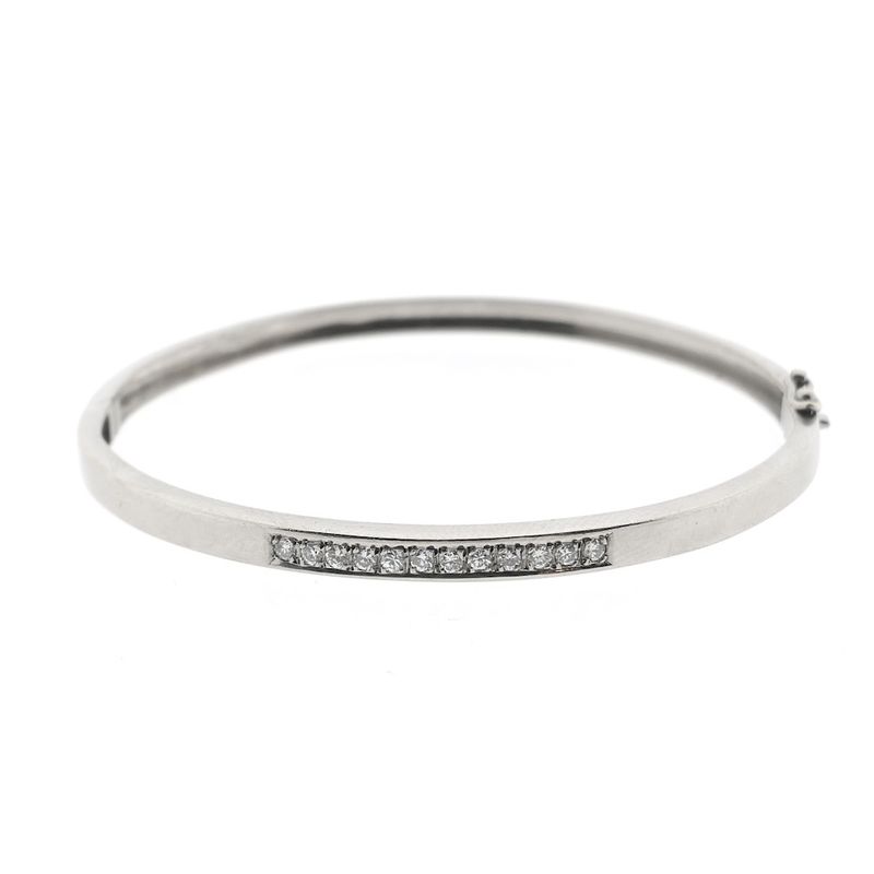 Image 4 of White gold bangle with 0.30 ct. diamonds | Ø 54.3 mm