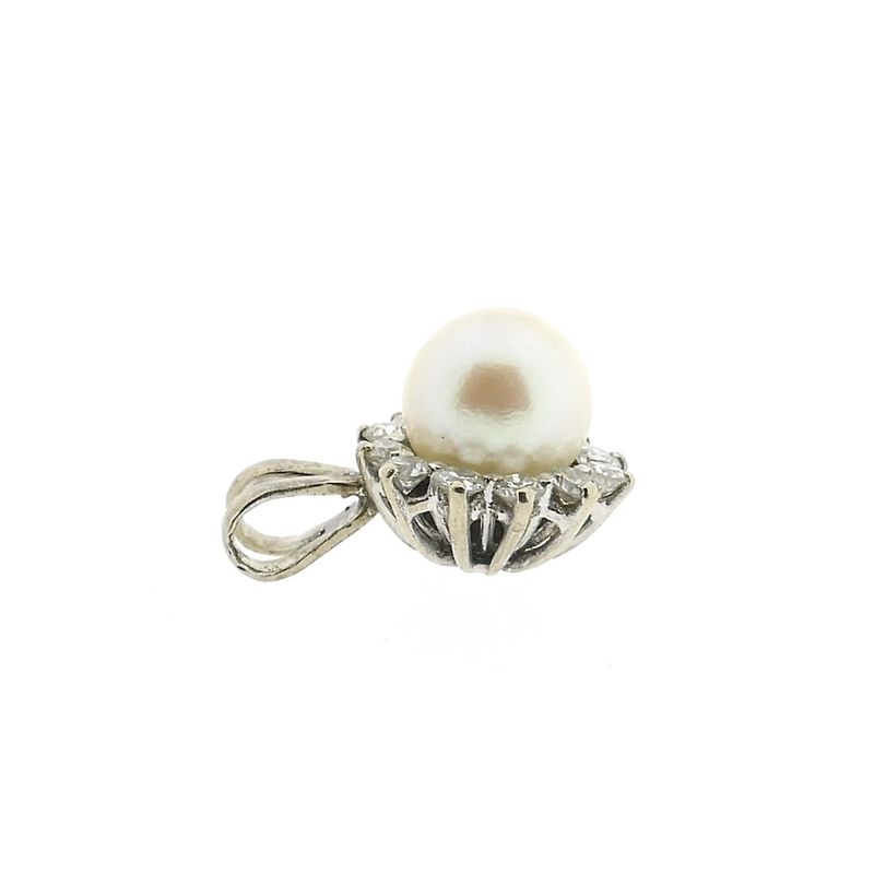 Image 3 of White gold pendant with pearl and diamonds