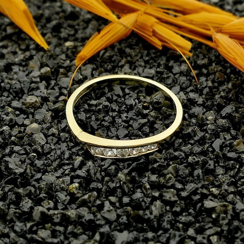 Image 1 of Gold ring with zirconia