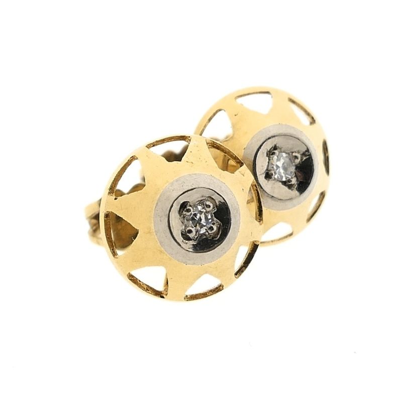 Image 4 of Gold stud earrings with diamond; 0.04 ct.