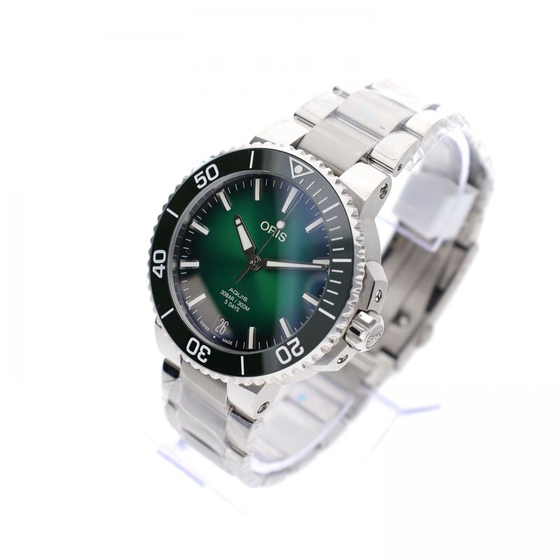 Image 2 of Oris Aquis Date '5-Days' Cal. 400; Automatic Men's Watch
