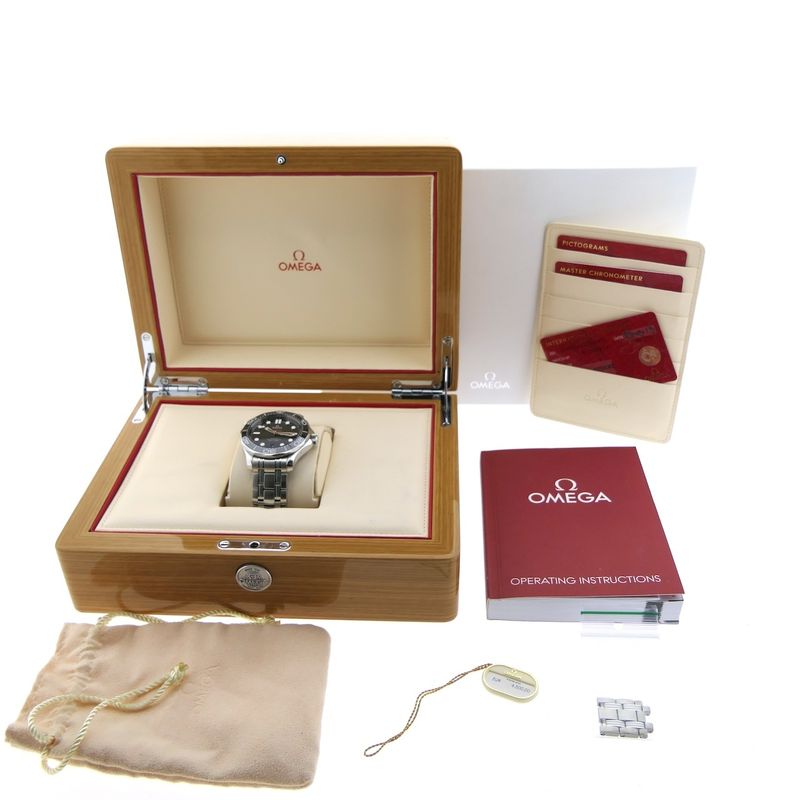 Image 4 of Omega Seamaster 300m Co-Axial Master Chronometer 42mm; Automatic men's diving watch