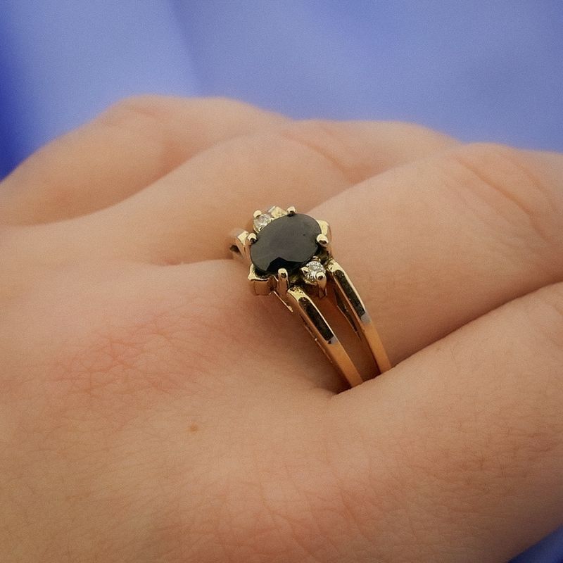 Image 9 of Gold reversible ring set with sapphire and diamond | 0.38 ct.