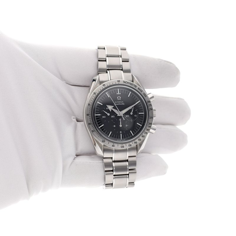 Image 17 of Omega Speedmaster Broad Arrow '1957 Re-Edition' 3594.50.00; Chronograph men's watch