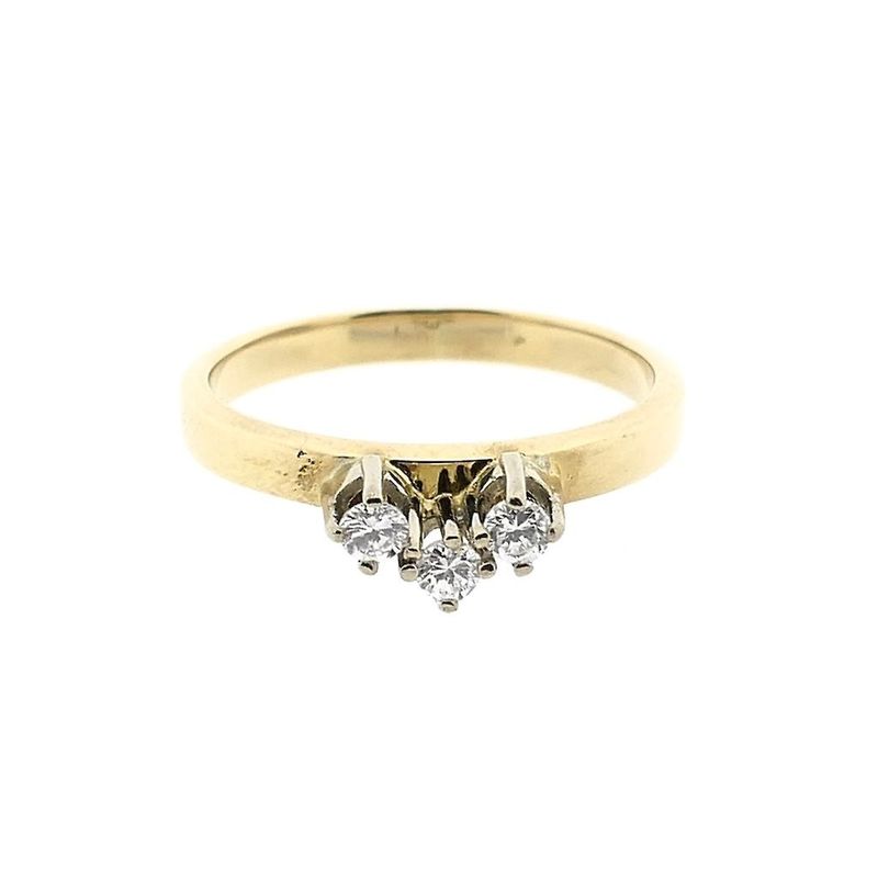 Image 3 of Gold ring with diamonds; 0.12 ct.