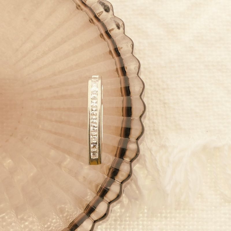 Image 8 of Silver pendant with zirconia stones