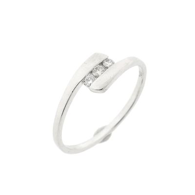 Image 1 of 9 carat ring with diamonds; 0.075 ct.