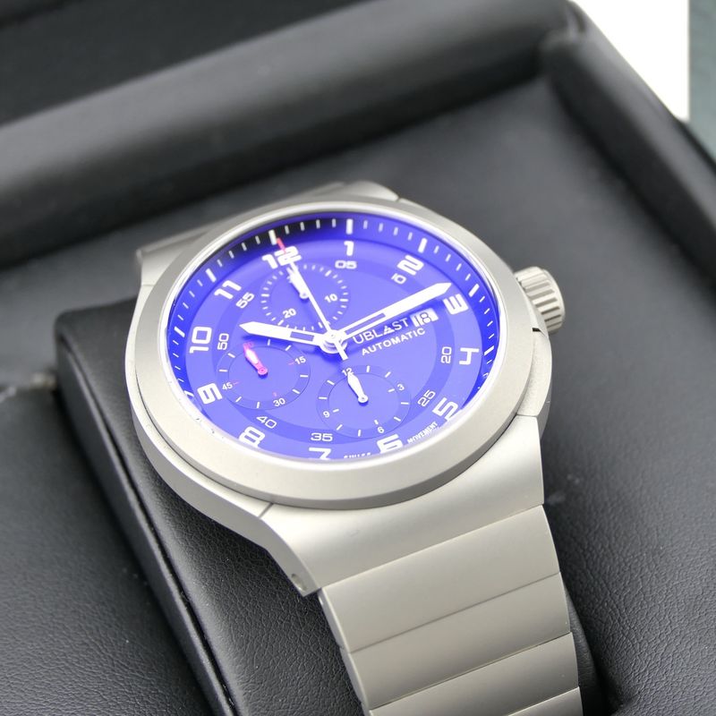 Image 19 of Ublast Armor/Graph Titanium UBAG46TIT; Automatic men's watch with chronograph