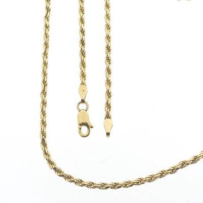 Gold twisted link chain Image 1 of Gold twisted link chain