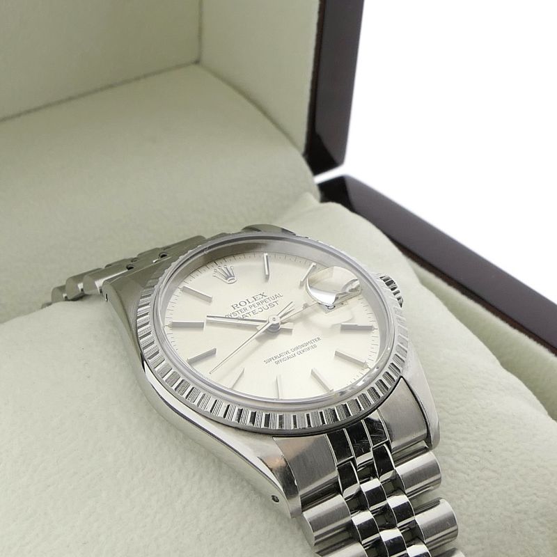 Image 19 of Rolex Datejust 16220; Automatic watch