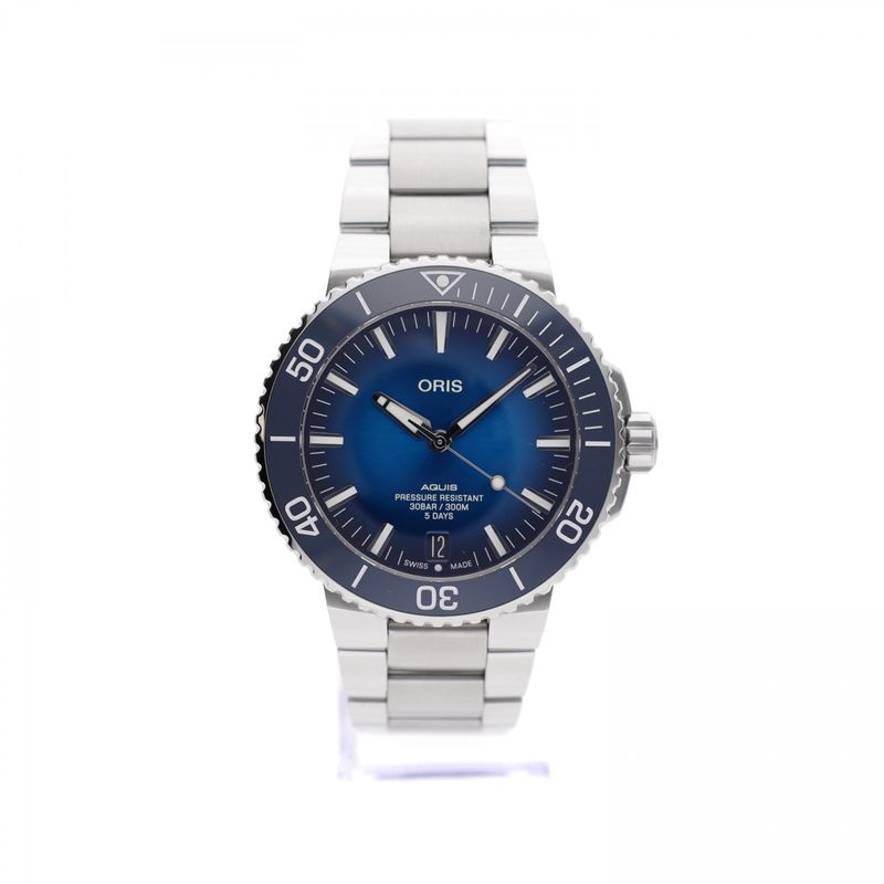 Image 1 of Oris Aquis Date 5-Days 43.5mm Automatic Watch