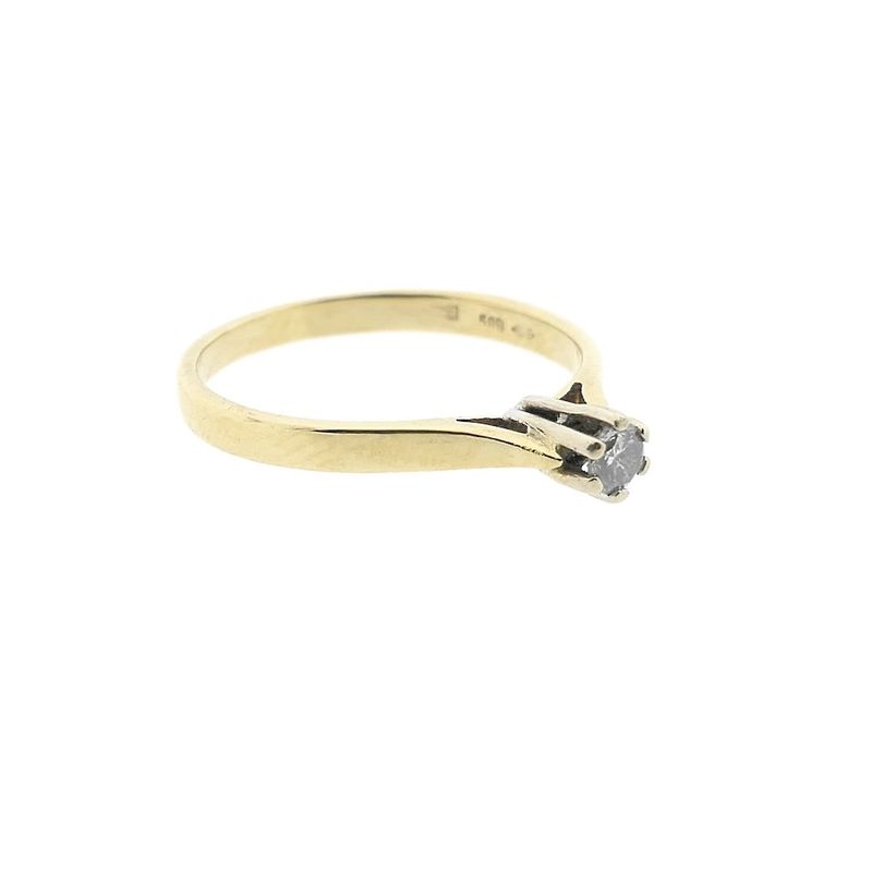Image 3 of Gold solitaire ring with diamond; 0.10 ct.