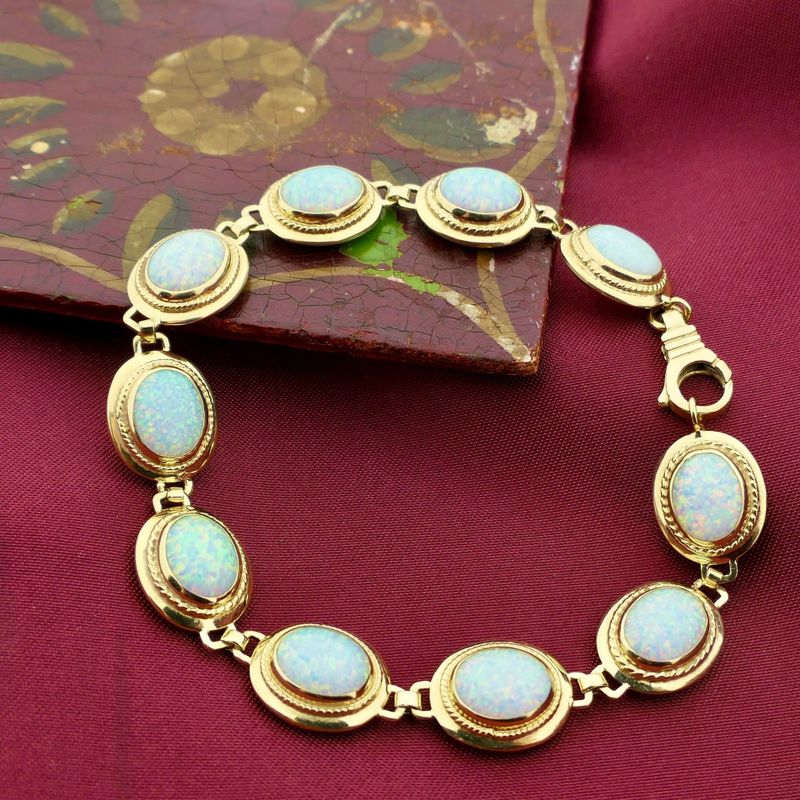Image 2 of Gold bracelet with opal