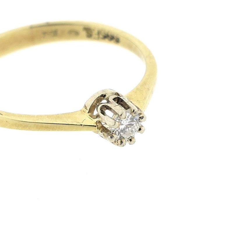 Image 6 of Gold solitaire ring with diamond; 0.10 ct.