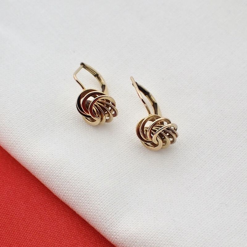 Image 2 of Gold stud earrings with rings