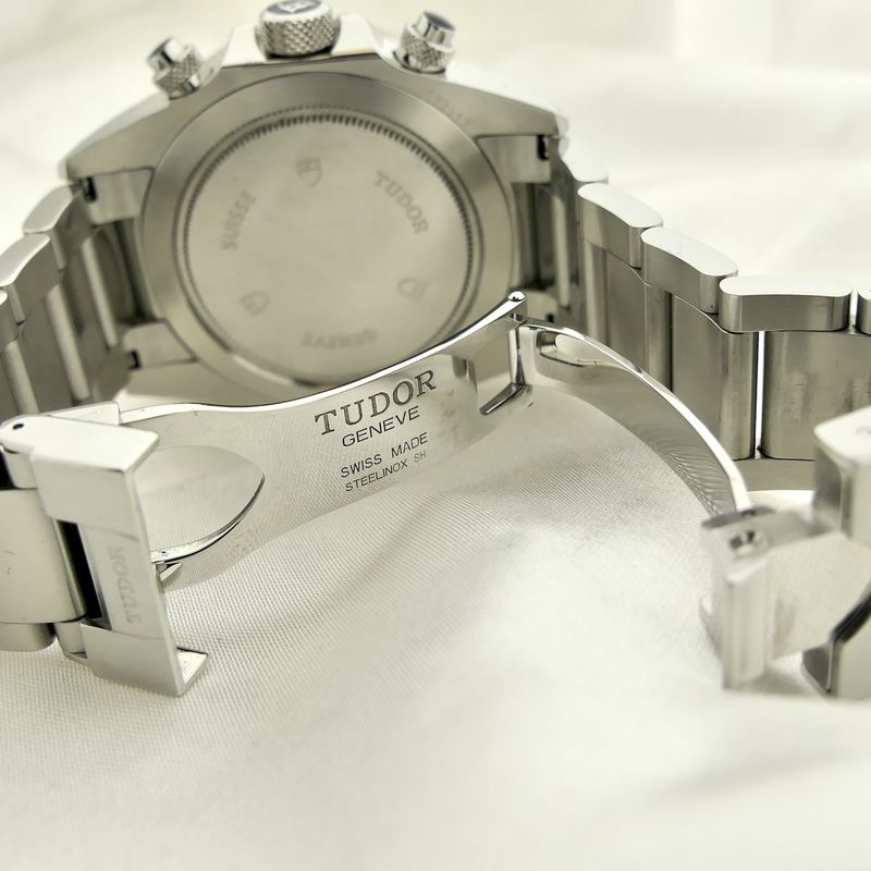 Image 16 of Tudor Heritage Chronograph 70330N; Automatic chronograph men's watch
