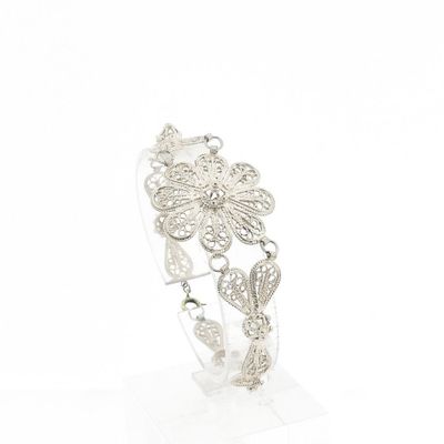 Image 1 of Silver filigree bracelet with flowers