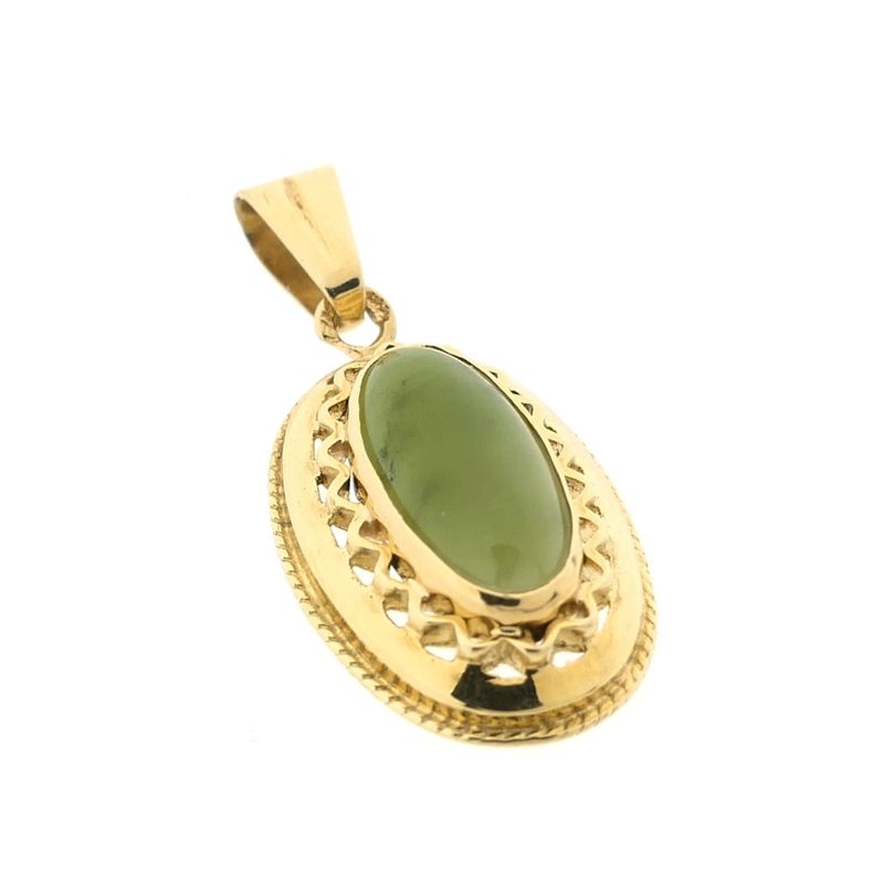 Image 4 of Gold pendant with Jade
