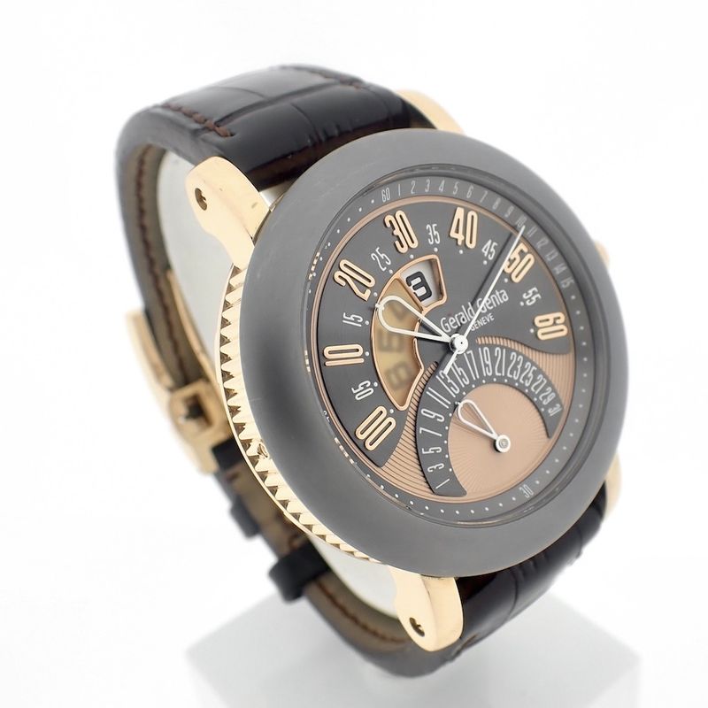 Image 3 of Gerald Genta Arena Bi-Retro; 18k gold men's watch with Tantalum bezel