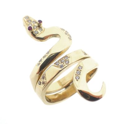Image 1 of Gold ring with ruby ​​and zirconia