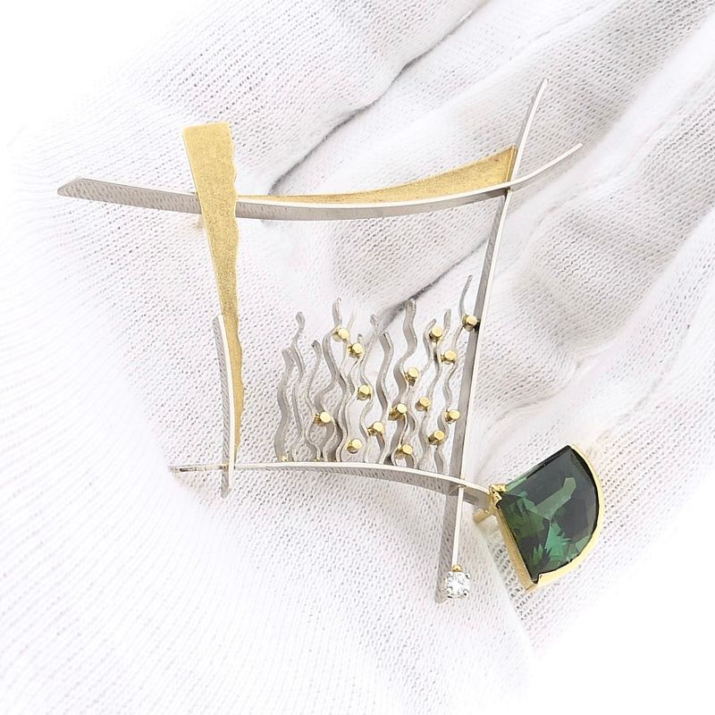 Image 12 of Bicolor Gold Brooch with Green Tourmaline and Diamond; 0.05 ct.; 14 Karat