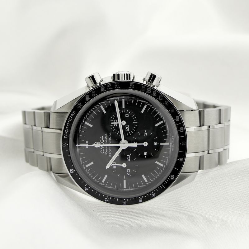 Image 10 of Omega Speedmaster Professional Moonwatch; Chronograph men's watch