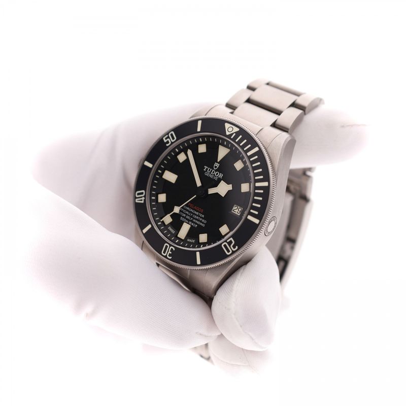 Afbeelding 5 van Tudor Black Bay LHD M25610TNL-0001; Automatisch Heren Horloge