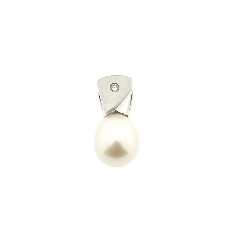Image 1 of White gold pendant with pearl and diamond; 0.02 ct.