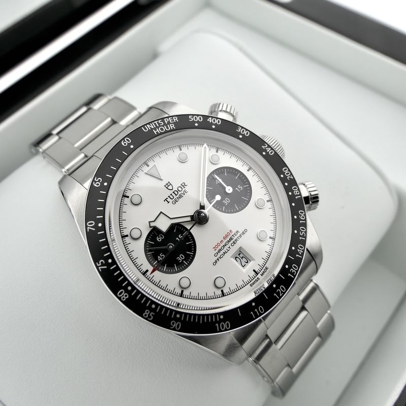 Image 18 of Tudor Black Bay Chronograph 79360N-0002; Automatic men's watch