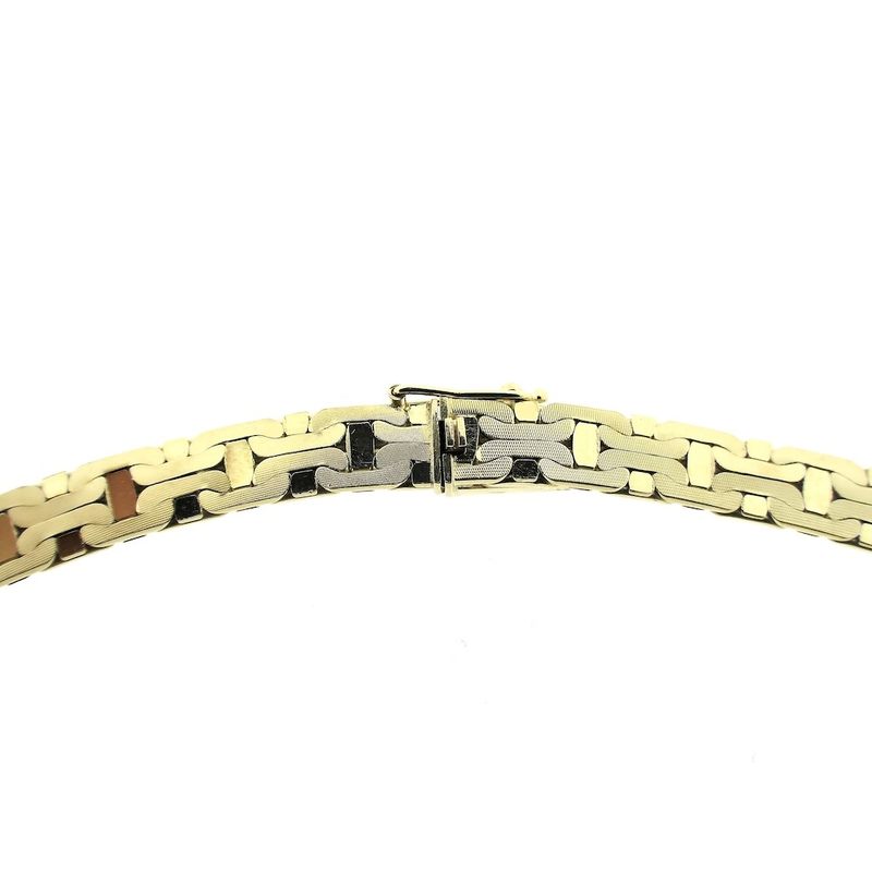 Image 8 of Gold flat Bismarck link necklace