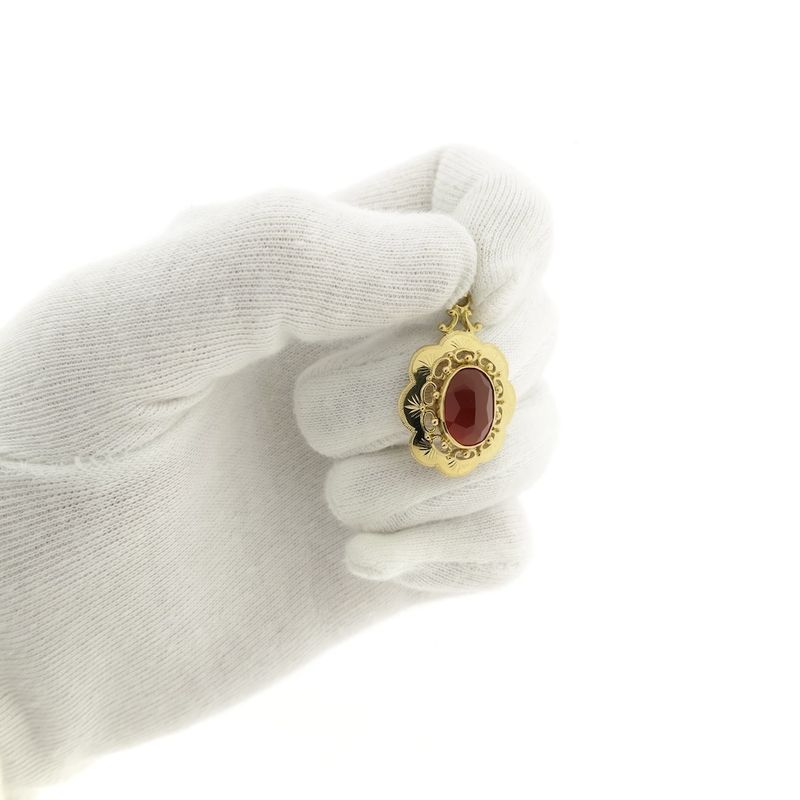 Image 9 of Gold pendant with carnelian | Vintage