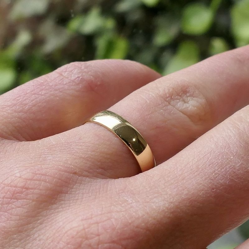 Image 6 of 18 carat vintage gold ring