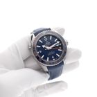 Image 13 of Omega Seamaster Planet Ocean GMT 232.32.44.22.03.001; Automatic men's watch