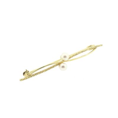Image 2 of Vintage gold brooch with cultured pearls
