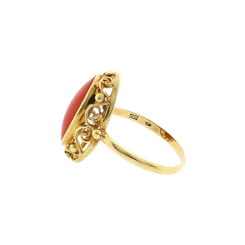 Image 7 of Vintage Gold Ring with Blood Coral; 14 Karat; Size 19