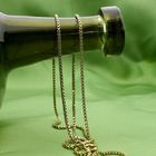 Image 2 of 14 Carat Venetian Box Chain; 56 cm