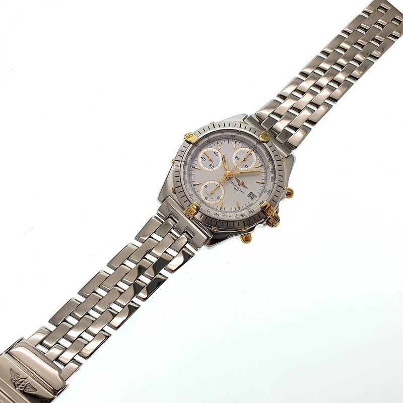 Image 9 of Breitling Chronomat; Chronograph men's watch on pilot's strap
