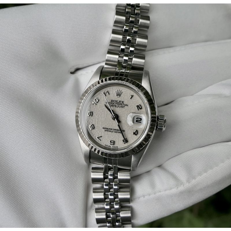 Image 18 of Rolex Datejust 26mm 'Full-Set' 79174; Automatic women's watch