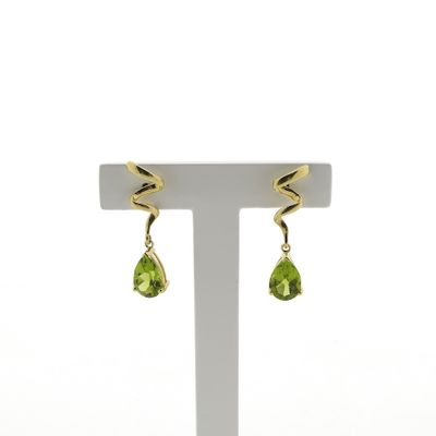 Image 1 of Gold stud earrings with peridot