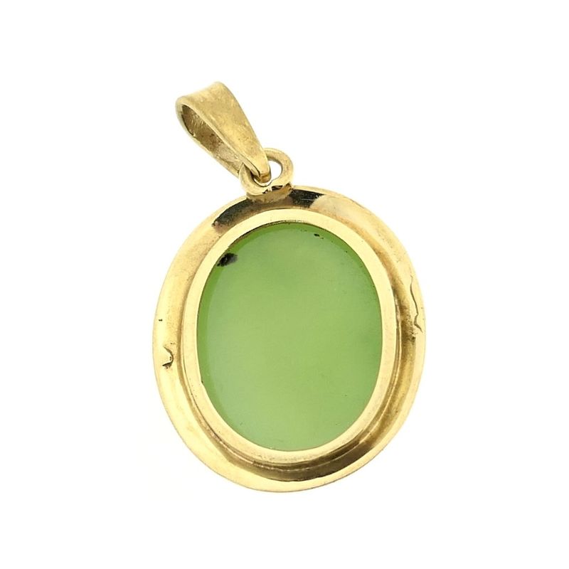 Image 6 of Gold pendant with Jade