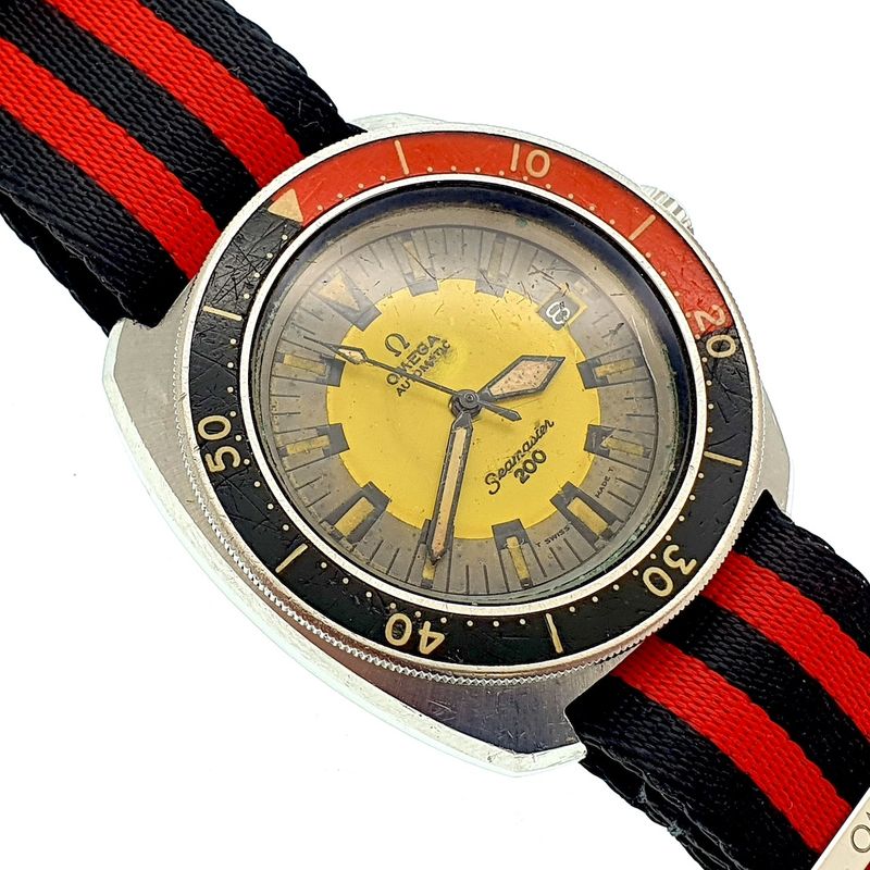 Image 3 of Omega Seamaster 200M 'Banana'; Vintage heren horloge