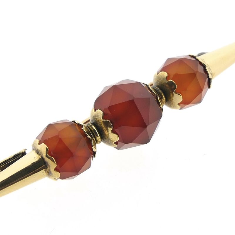 Image 3 of Vintage gold brooch with carnelian